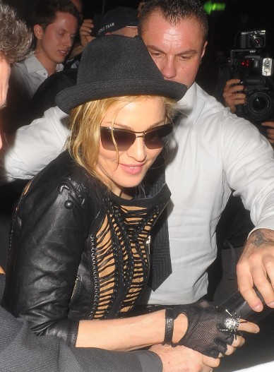 Arogantno Madonno doletela kazen