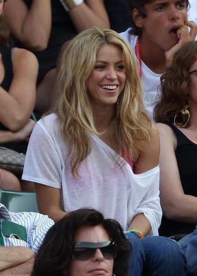 FOTO Shakira v prosojni majčki podpira Rafaela Nadala