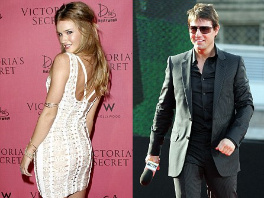 OPA! Se je Tom Cruise res zagrel za mlado in seksi Rosie Huntington?