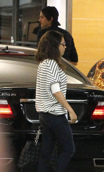 Mila Kunis in Ashton Kutcher na skupnem kosilu