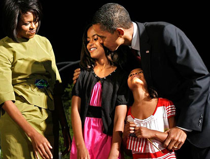 Opa! Družina Obama ima novega člana!