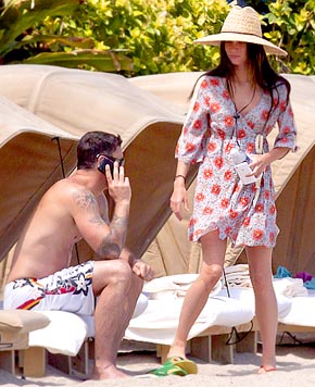 Poročena Megan Fox ujeta na medenih tednih