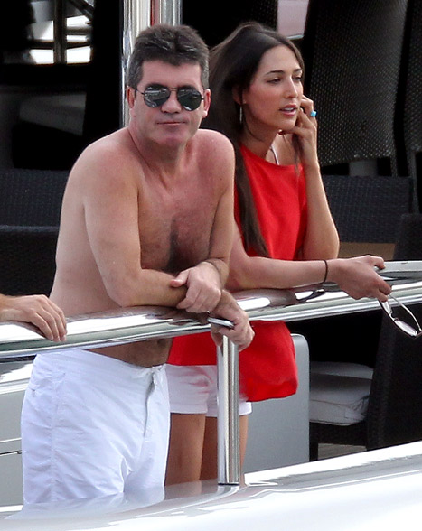 Opa! Simon Cowell: S prijateljevo ženo pričakuje otroka
