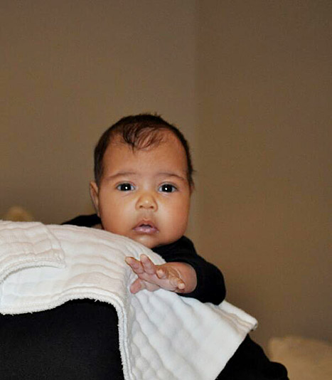 Ljubko! Kim in Kanye pokazala malo North
