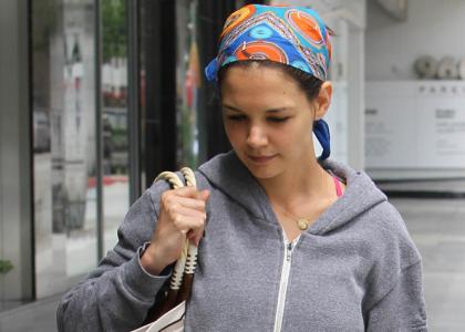 FOTO Neprepoznavna Katie Holmes: Neopazna z ruto na glavi in v trenerki