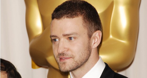Justin Timberlake: Zaradi sramežljivosti je penis zakril z nogavico