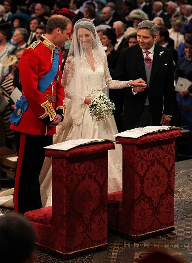 VIDEO Princ William kupil Kate za 200 funtov
