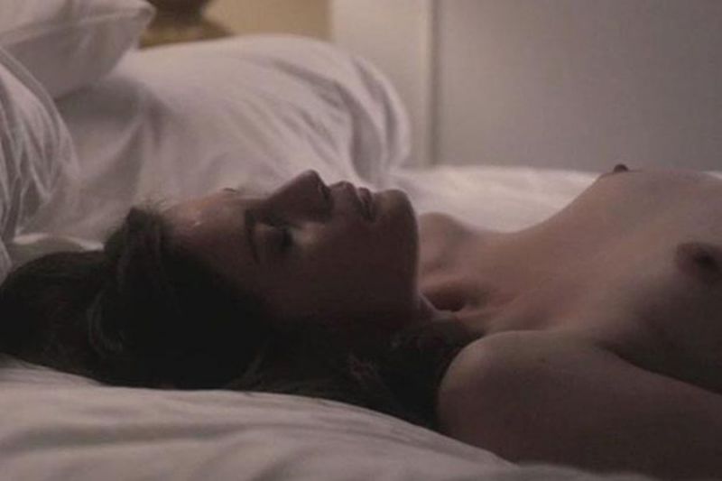 HOT! Vroči prizori seksa: Liv Tyler pokazala gole prsi