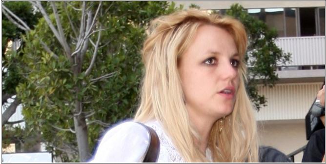Britney Spears: Groza jo je pogovora o seksu