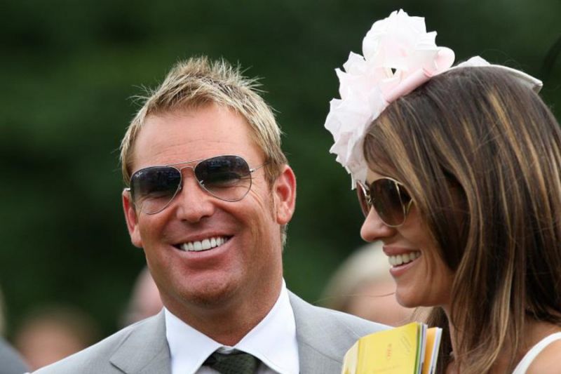 Liz Hurley: Zaročena po 8 mesecih zveze