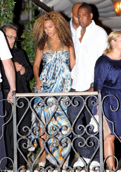 Presrečna Beyonce v Benetkah proslavila rojstni dan