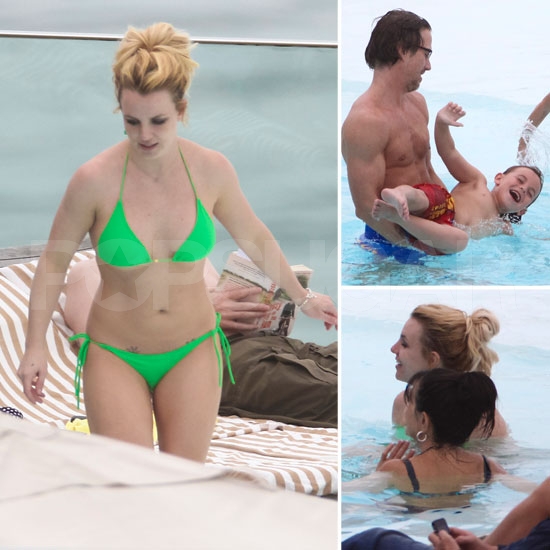 Bikini bejba Britney uživa v vroči Braziliji