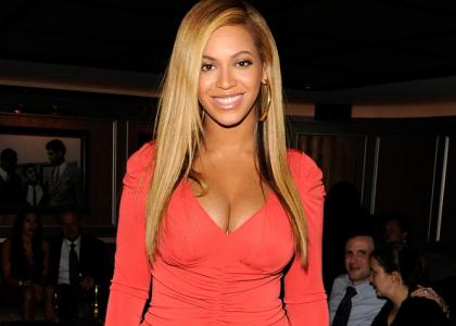 Beyonce se vrača na glasbeno sceno