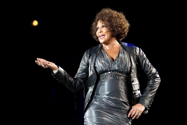 Whitney Houston: Objavljen posnetek klica na pomoč na dan smrti