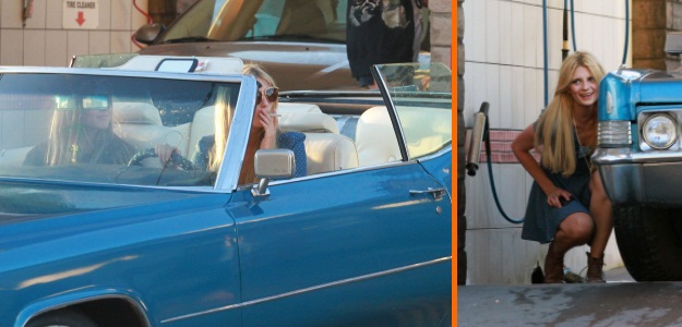 Mischa Barton spet ujeta s cigareto, a tokrat z navadno