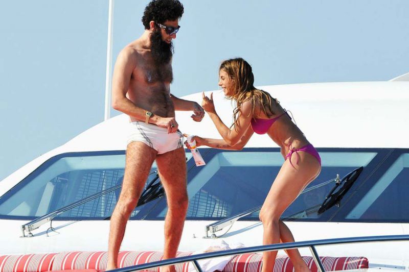 Elisabetta Canalis: Norčevala se je na račun njegovega penisa