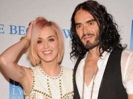 Kate Perry in Russell Brand zdaj tudi uradno ločena