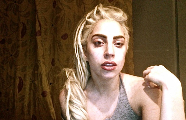 Lady Gaga: Oboževalci so jo čakali v domači garaži