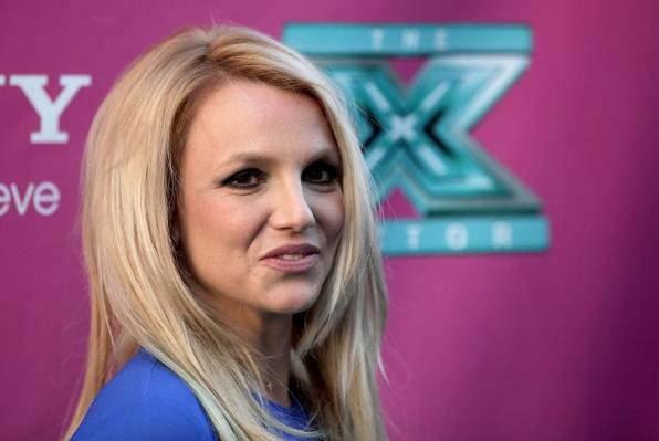 Britney in Jason: Zvezo sta prekinila preko njenega očeta