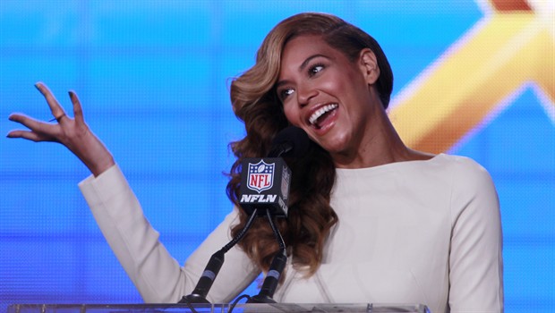 Vroča Beyonce s seksom pomirja živce