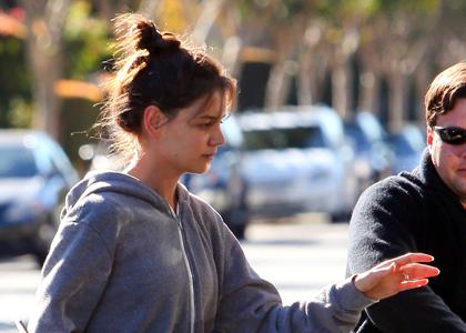 FOTO Katie Holmes povsem nezvezdniška brez ličil in v trenirki