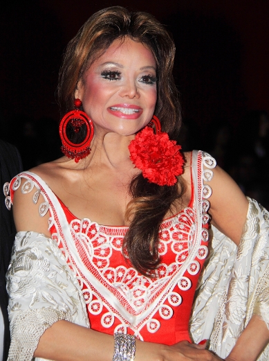 OJOJ! La Toya Jackson se zaradi botoksa ne more več smejati