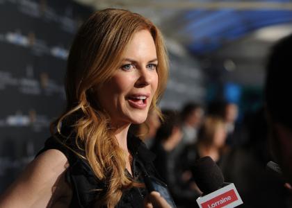 ZVEZDNIŠKI VIDEZ: Nicole Kidman tokrat na rdečo preprogo v hlačah