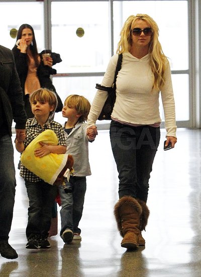 Britney Spears sinova peljala v svoj domači kraj