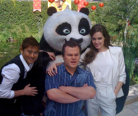 FOTO Sproščena Angelina Jolie promovira Kung Fu Pando