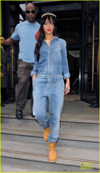 Vau! Rihanna samo v Angliji prodala 20 milijonov singlov!