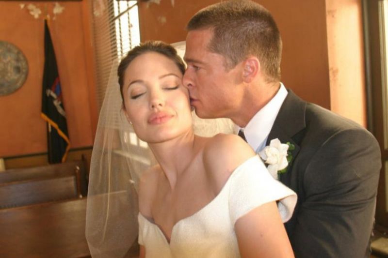 Vau! Brad in Angelina sta se poročila minulo soboto!