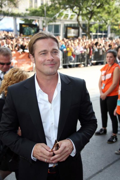 Brad Pitt: Bivši piše skrivnostna pisma?!