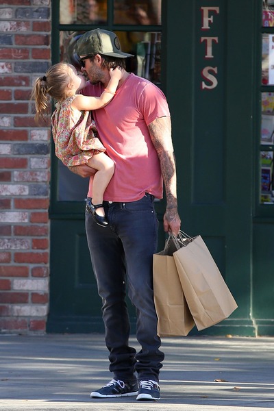 Foto! Ljubeznivi očka David Beckham