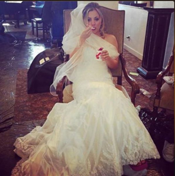 Foto! Oglejte si Kaley Cuoco v poročni obleki