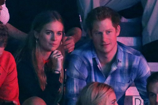 C. Bonas: Kaj se dogaja s princem Harryjem?!