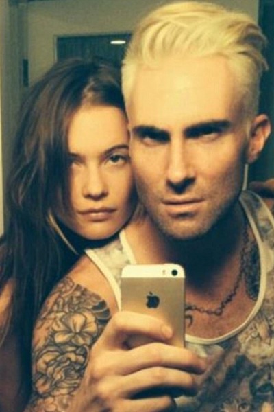 Ups! Adam Levine: Šokiral je oboževalke