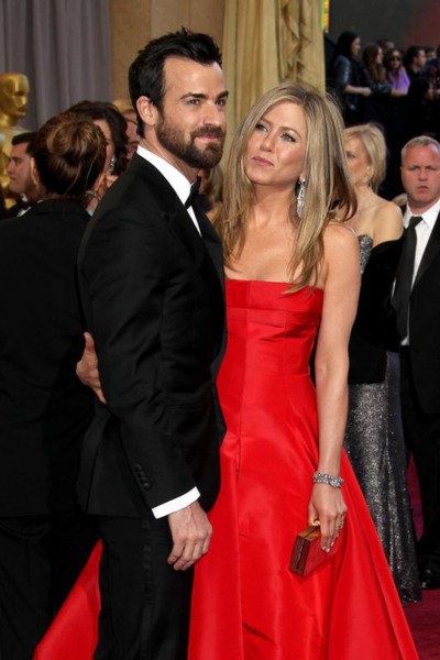 Ojoj! Jennifer & Justin: Pristala sta na bojni nogi