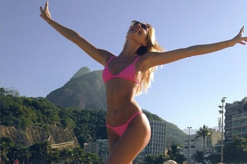 Foto! Seksi Candice Swanepoel navdušuje v kopalkah