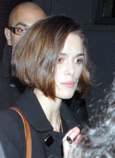 ŠOK Grozno koščena Keira Knightley izgleda kot bledi okostnjak
