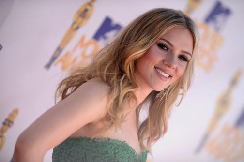 Scarlett zaradi bolnega očeta ne bo na podelitev oskarjev?