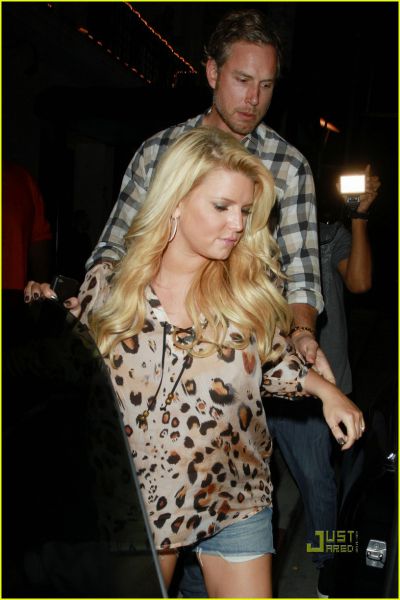 Jessica Simpson se vrača v studio: Bo spet pevka?!