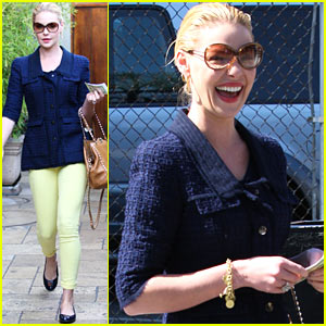 Katherine Heigl: Mora se le lepo obleči in se družiti z lepotci