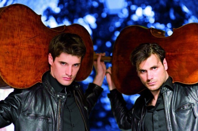 2Cellos se bosta družila z Ronaldom, Neymarjem in Messijem