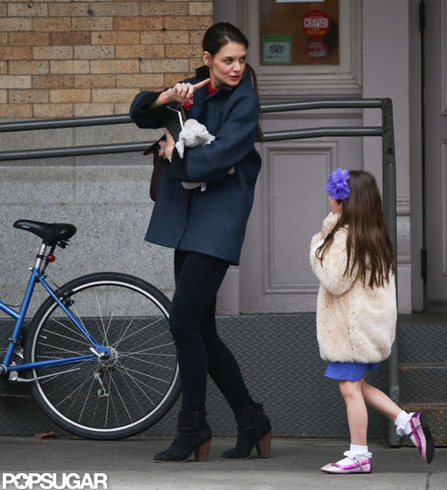 Katie Holmes: Razvajena Suri nikakor noče nositi žabic