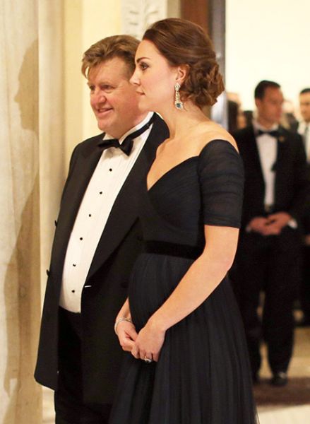 Foto! Kate Middleton: Vau, kakšen je že njen trebušček