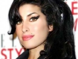 Potrdili! Amy Winehouse je umrla zaradi alkohola