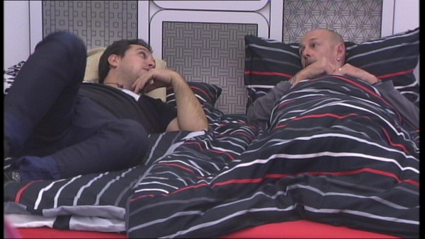 VROČE Big Brother slavnih: Stanovalci obsojajo Igorja in njegovo vedenje do Nane