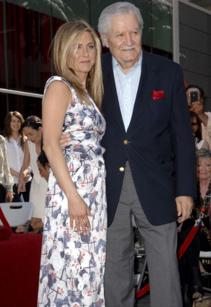 OJOJ! Jennifer Aniston skrivala brata, ki živi v avtu