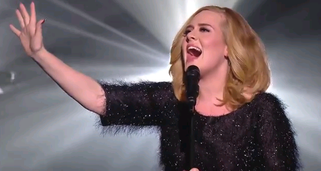 Tako čudovito je Adele predstavila ''Hello''