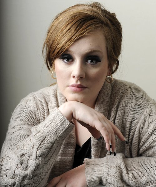 Šok! Adele: Posnela razvratno rap pesem?!